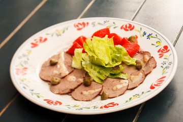 tongue with vegetables