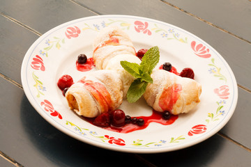 buns with cherry
