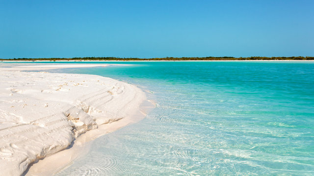 Beach Paradise (Cayo Largo - Cuba)