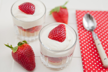 Erdbeer Sahne Dessert