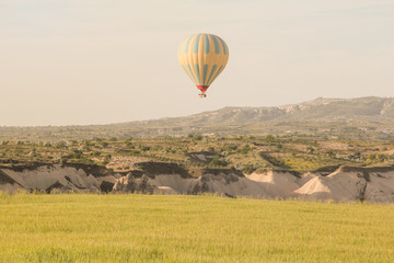 Fototapeta na wymiar Hot air balloon over Cappadocia, Turkey
