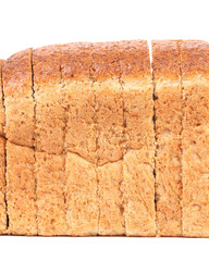 Sliced ??brown bread.