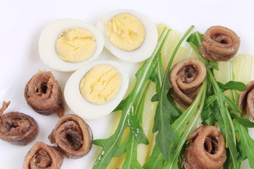 Salad with anchovies and asparagus.