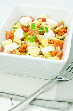 Caprese Pasta Salad