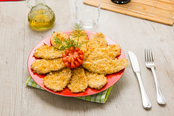 Fettine di pollo con panatura croccante di patatine fritte