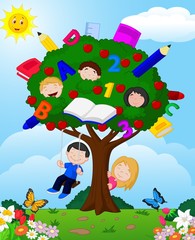 Obraz na płótnie Canvas Cartoon children playing Illustration in an apple tree