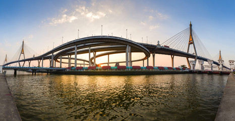 Fototapeta na wymiar Bhumibol Bridge Panorama