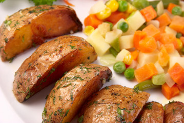 roasted potatoes with vegetables
