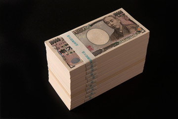 1000万円の札束
