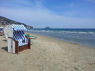 In spiaggia d'inverno