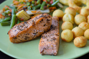 Fried salmon