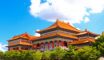 Obraz premium Traditional Chinese style temple at Wat Leng-Noei-Yi ,Thailand