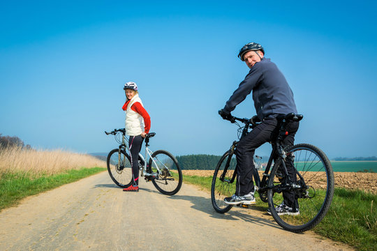Aktiv mit dem Fahrrad unterwegs