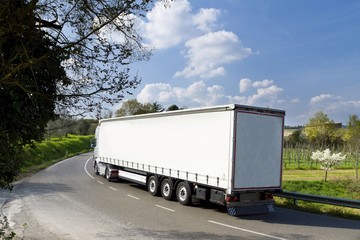 camion in viaggio