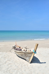 Fototapeta premium long tail boat