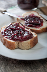 Plum jam with bread