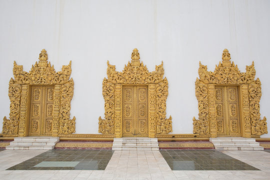 door of Atum Ash Kyaung temple
