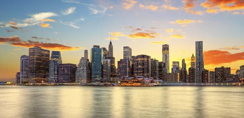 Keuken foto achterwand New York taxi Schemering in Manhattan, New York.