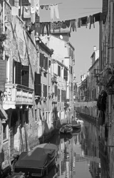 Venice - Look to canal form bridge Ponte dei Scudi