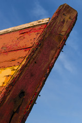 Détail de la coque de l'épave d'un chalutier dans le cimetièr