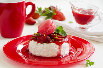 Baked Camembert with strawberry sauce strawberries.