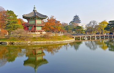 Naklejka premium Gyeongbokgung Palace, Seul, Korea Południowa