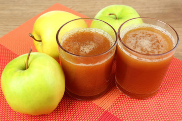 Healthy fresh juice of apples close up