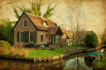 Fototapeta na wymiar Old house in Giethoorn, Netherlands.