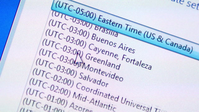 World time zones selection process on a personal computer