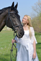 Fototapeta premium la femme et le cheval