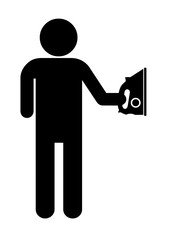 Homme un fer à repasser à la main