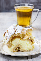 Cream puff