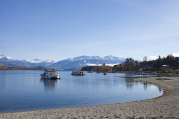On a beautiful day at the lake Wanaka in New Zealand