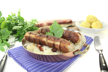 Brawurst mit Sauerkraut