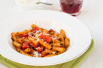 Tomato sauce pasta