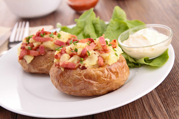 baked potato with bacon