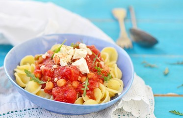 pasta with  tomato and chickpea sauce