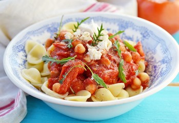 pasta with  tomato and chickpea sauce