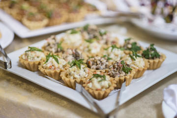 Salad in edible baskets
