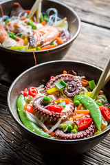 Vegetables with noodles and seafood