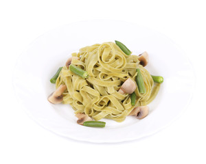 Pasta with mushrooms and french bean.
