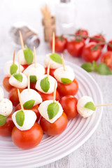 fingerfood, tomato and mozzarella