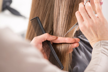 Hair Cutting © milanmarkovic78