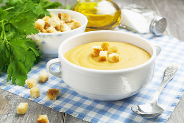 Soup of red lentils