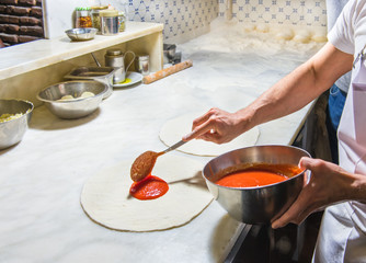 Pizza chef at work
