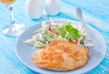 chicken breast with salad