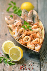 calamari e pesce fritto