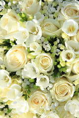 White wedding arrangement