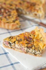 Quiche Lorraine mit Kräutern