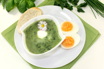 Kräutersuppe